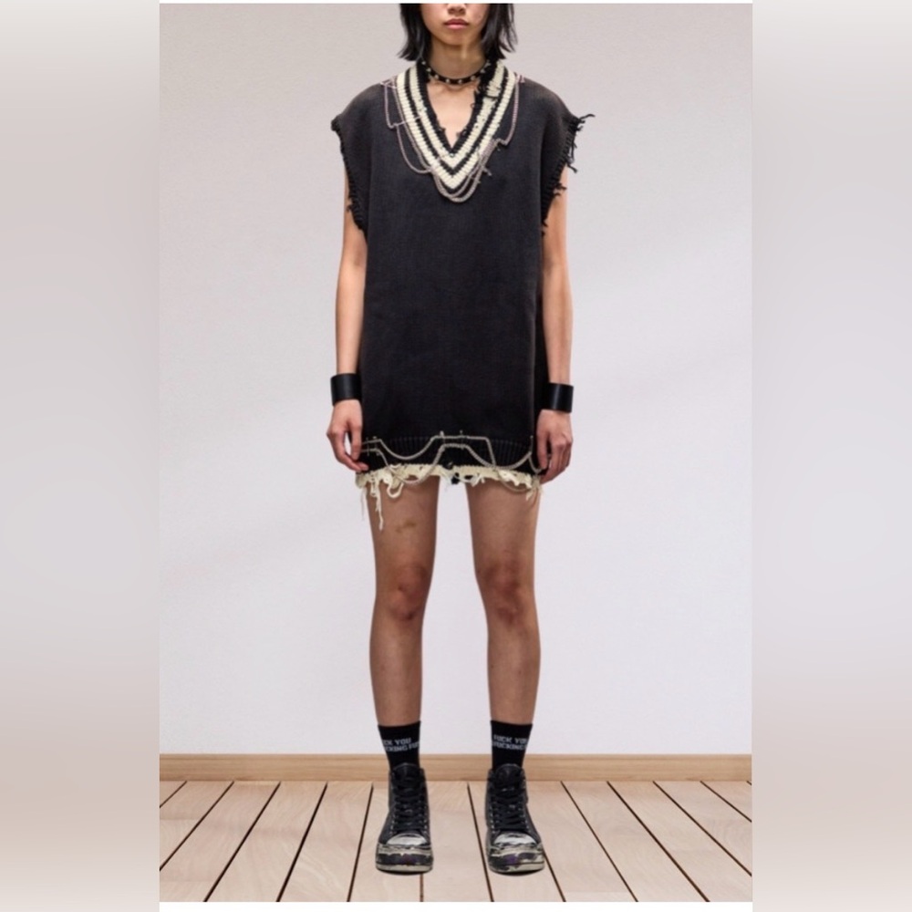 BNWT $1250 R13 Oversized Chain Embellished Vest Dress Large - Picture 2 of 12